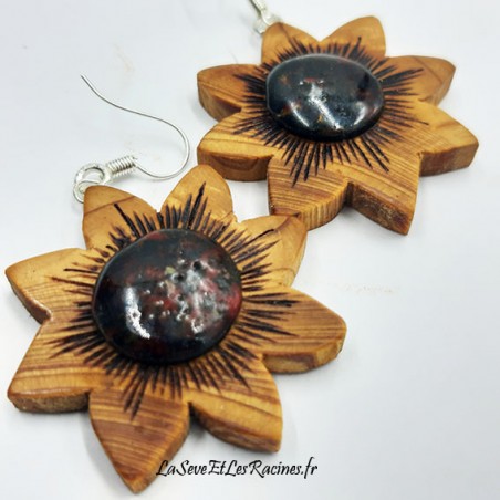 Boucles d'oreilles fleurs bois de cèdre et céramique rouge noir artisanal bio