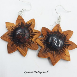 Boucles d'oreilles fleurs bois de cèdre et céramique rouge noir artisanal bio