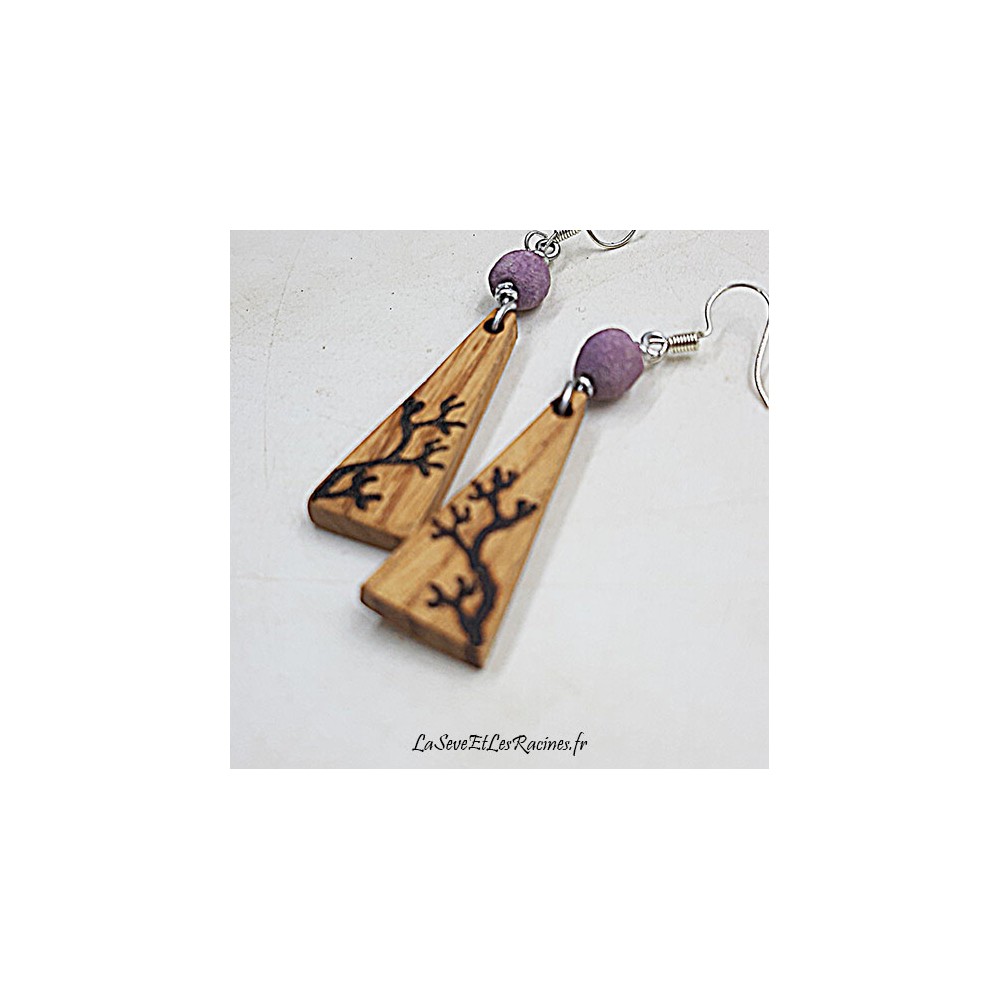 Boucles d'oreilles artisanales arbre en bois de châtaignier et céramique violette bio écologique