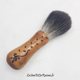 Rasoir en bois cèdre gravé lézard gecko salamandre artisanal zéro déchet écologique original