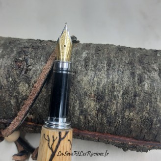 stylo plume en bois pyrogravé arbre artisanal bio
