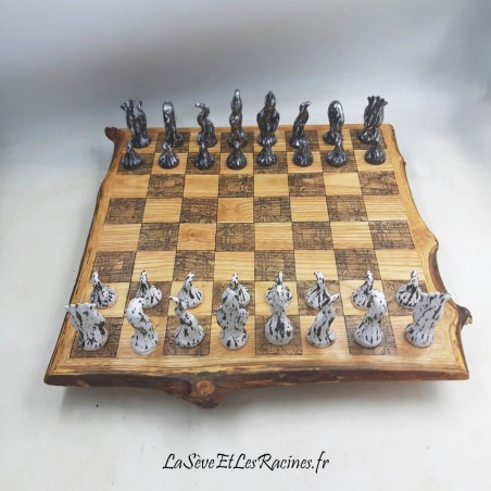 Jeu d'echec de luxe en bois et ceramique émaillée, fabrication artisanale france, bio et original, live edge