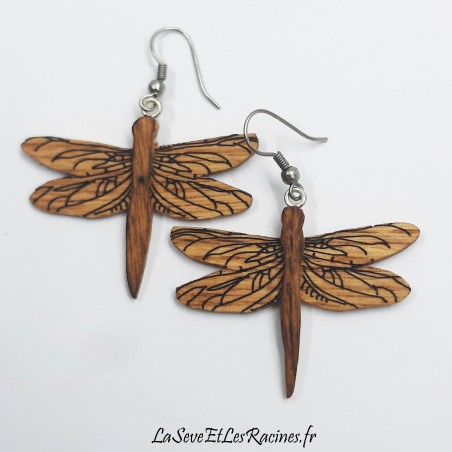 Boucles d'oreilles libellule bois de châtaignier artisanales biologique