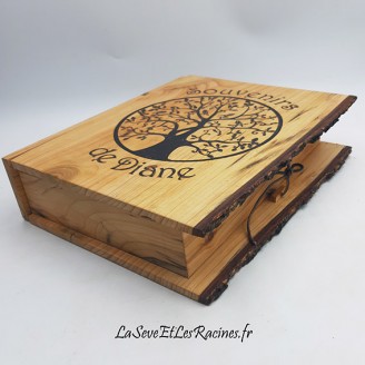 Boîte livre en bois de châtaignier personnalisée