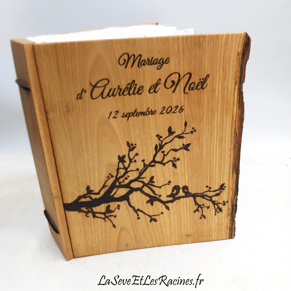 livre d'or en bois massif personnalisé fabrication artisanale francaise