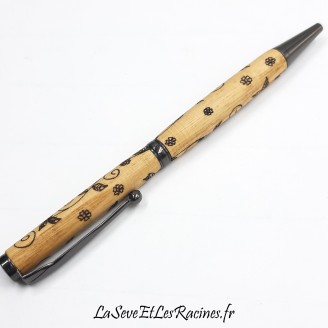 Stylo bille en bois de hêtre artisanal et personnalisable