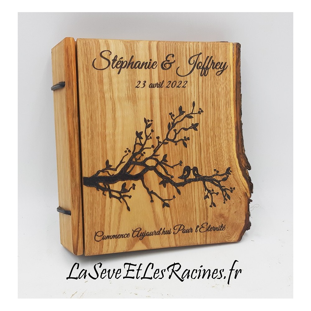 livre d'or en bois personnalisé fabrication artisanale