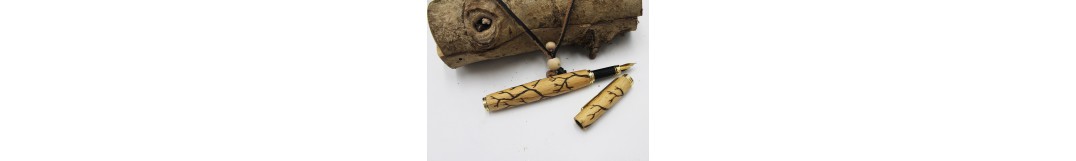 Stylo en bois personnalisable et rechargeable - fabrication artisanale